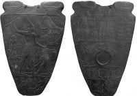 Narmerova paleta - přední a zadní strana